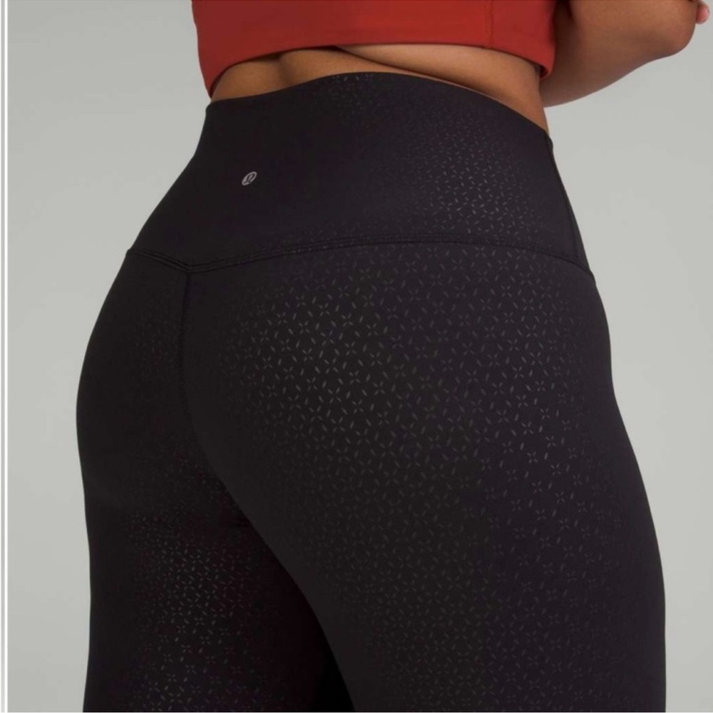 LuLuLemon Align High-Rise Gradient Geo Emboss Black Leggings